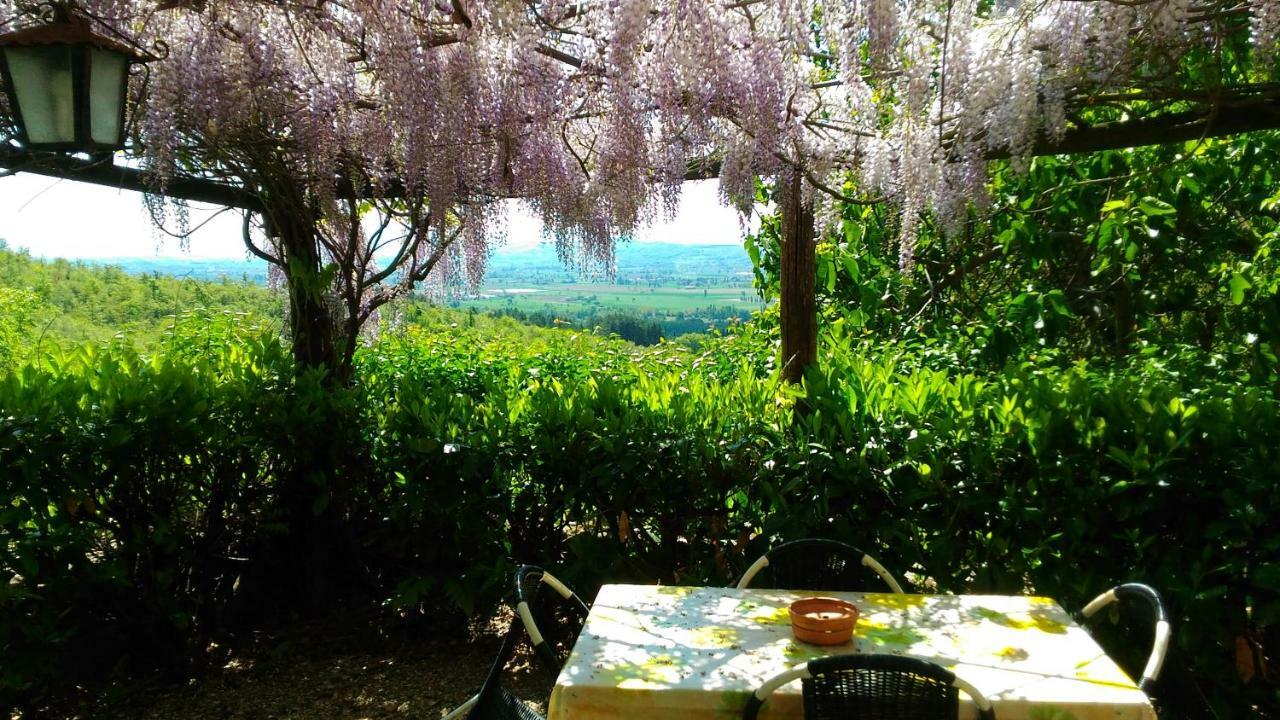 Agriturismo Calcinaia sul lago Villa Sansepolcro Esterno foto